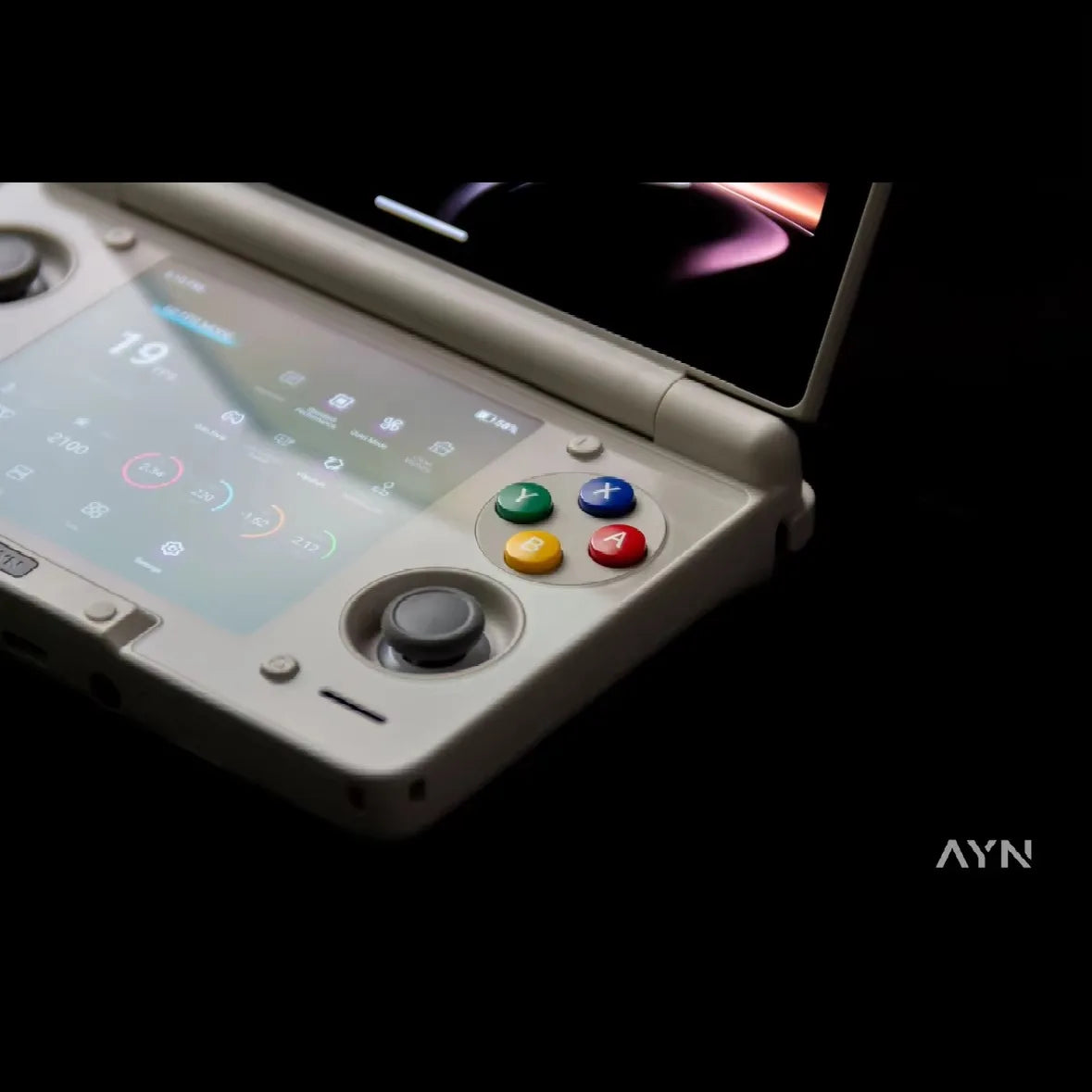 AYN Thor Handheld Game Console Dual Screen Flip 6 OLED 120 HZ 1080*1920 Screen SD 8Gen 2nd Version 16GB+1t Handheld Game Player