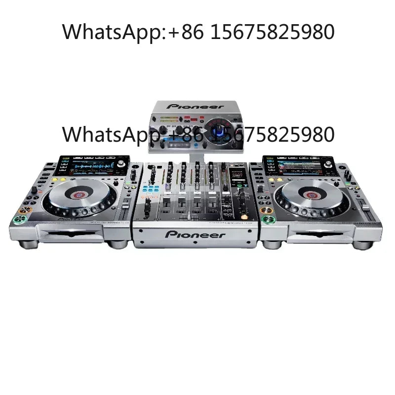 Limited Edition Platinum Pioneer DJ System: DJM-900NXS + 4 CDJ-2000NXS