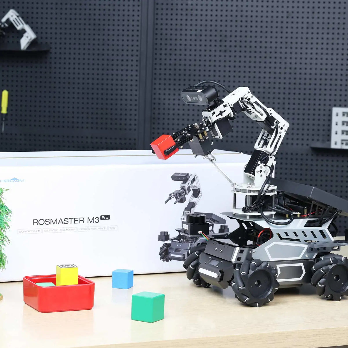 Yahboom ROSMASTER M3 PRO AI ROS2 Robot Electronic Kit Smart Car Programming 3D Depth Vision Dual LiDAR SLAM Mapping Navigation